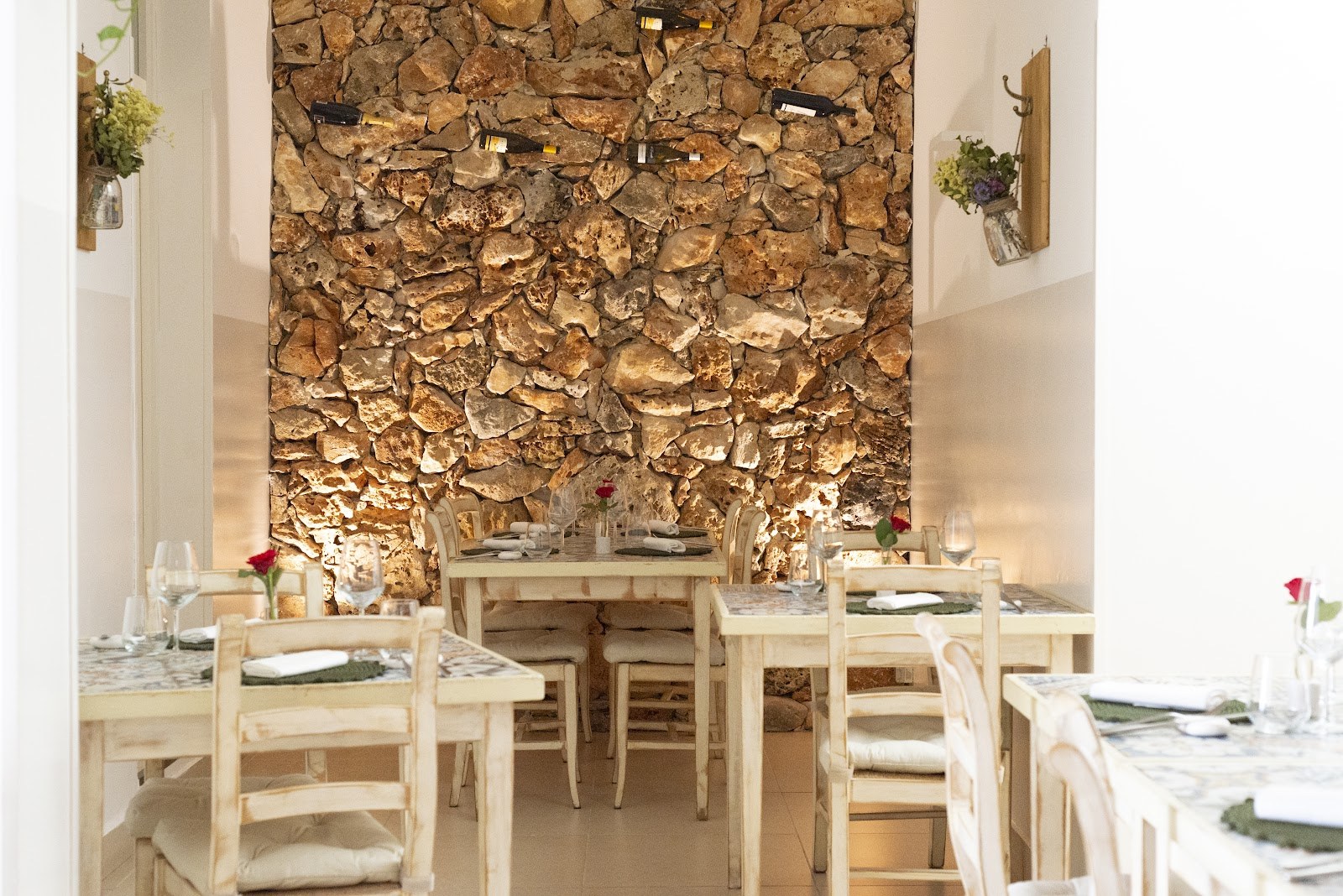 Sala interna di Dedo Osteria a Lecce
